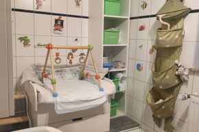 b2ee7daa-7471-4b65-bf07-593d58870394